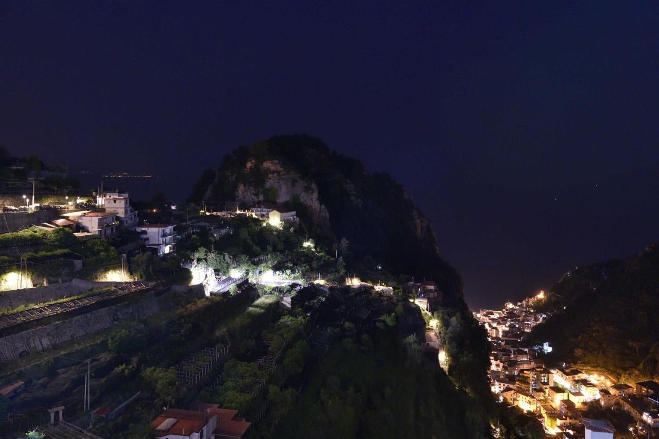 Amalfi Sky View Villa Скала Екстериор снимка
